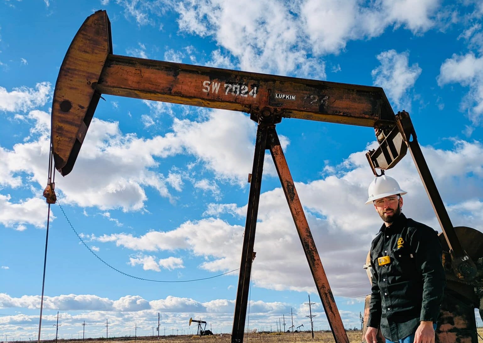 Innovative Microbial Technology: Producing Clean Hydrogen from Oil